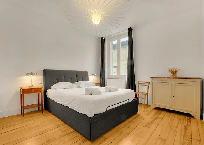 Odontia - Avec Parking Prive *